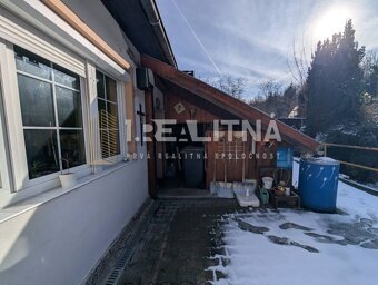 VEĽKÝ RODINNÝ DOM SO ZÁHRADOU V HROCHOTI - 15