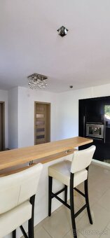 Výnimočná ponúka domu v ZM - 15