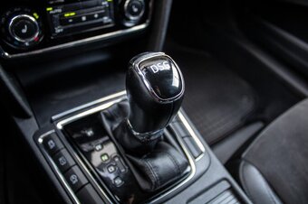 Škoda Superb 2.0 TDI CR 170k Elegance DSG - 15