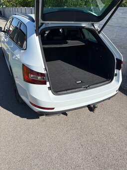 Škoda Superb III Kombi Sportline 2.0TSI 206kw DSG 4X4 - 15