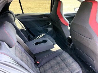VW Golf VIII GTI 2.0 TSI - 15