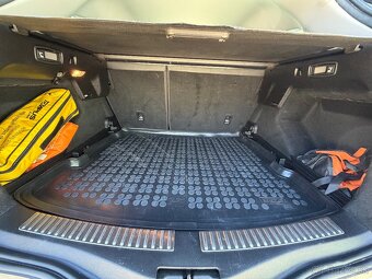 Predam Renault MEGANE IV 1.5dci 81kw,INTENS, 2017, 115 000km - 15
