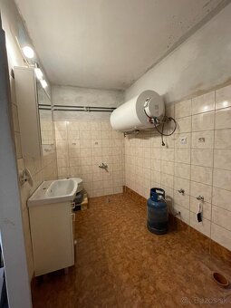 Na predaj 2 rodinné domy v jednej cene v Starej Turej - 15