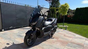Predám yamaha xmax 300 - 15