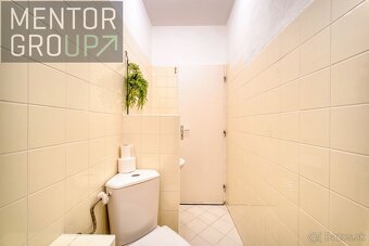 REZERVOVANÉ - 360° VR - Ponúkame na predaj RD s bazénom, stu - 15