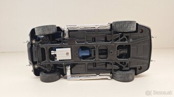 1:18 SHELBY COBRA 427 S/C - 15