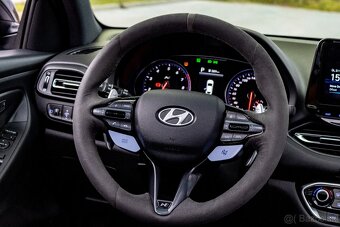 Hyundai i30N Fastback Performance 2,0 T-GDi 8AT (v záruke) - 15