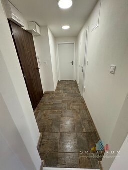 SPEKTRUM REALITY- Na PREDAJ 3 -izbový byt, 57 m2, Handlová,  - 15