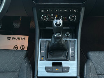 Škoda Superb Combi 2.0 TDI SCR Ambition - 15
