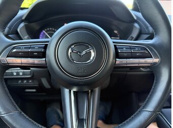 Mazda MX-30 - 15