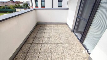 RentHub | 2-izbový byt 49m2 + parkovanie - VINOHRADY | Trenč - 15