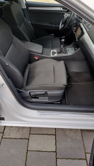 Škoda Superb III Facelift combi 2.0 TDi - 15