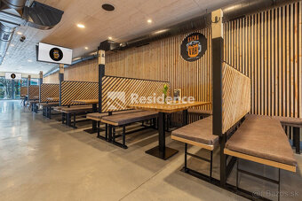 Pivný dom Liptova - legendárna Krčma Váh na predaj - 15