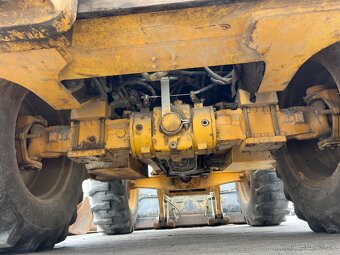 KOMATSU WB975 4X4 - 15