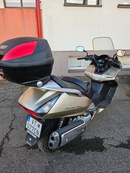 HONDA SILVERWING 600. 37KW - 15