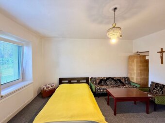 BUKOVEC - 4 IZBOVÝ RD V DOBROM STAVE POZEMOK 1.104 M2 - 15