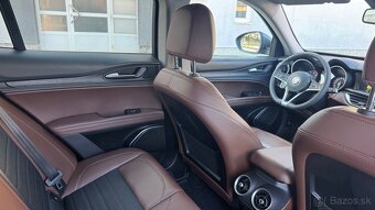 Alfa Romeo Stelvio 2.0 GME AWD Sr1 dph - 15