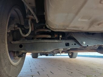 Toyota Rav 4 4x4 2,2 diesel 134 000 km pôvodný lak - 15