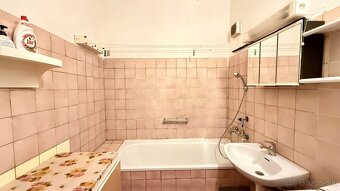 LEVOČA - 2 IZBOVÝ BYT, 54 M2, VÝBORNÝ PÔVODNÝ STAV. - 15