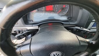 Volkswagen Golf V 1,9 Tdi 77kw Zeder Bez hrdze slušný stav - 15