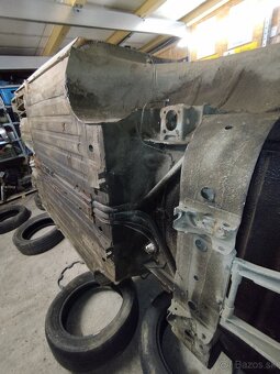 Karoséria Škoda 120 - 15