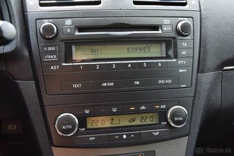 Toyota Avensis Combi - 15