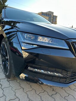 Škoda Superb 2.0 TDi 4x4 Sportline - 15