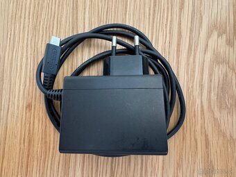 Nintendo Switch s príslušenstvom - 15