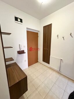 Ponúkam Vám na prenájom 3 izbový byt s vlastným kúrením na Z - 15