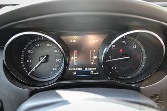 Jaguar XE 2.0 I4D 180k R-Sport AWD AT - 15