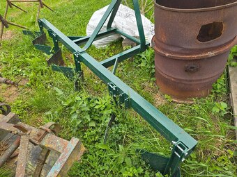 Zetor 4011 + Prúslušenstvo a Náhradné diely - SPZ - 15