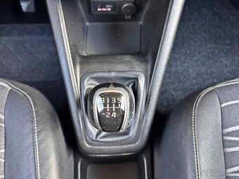 Kia Venga 1.4 CVVT M5 Zlatá Edícia +ŤAŽNÉ - 15