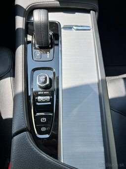 Predám Volvo XC90 D5 Drive-E Momentum AWD  A/T, diesel - 15