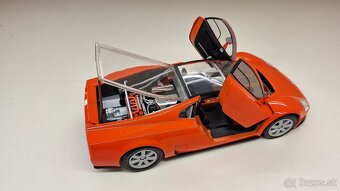 1:18 VOLKSWAGEN NARDO W12 - 15