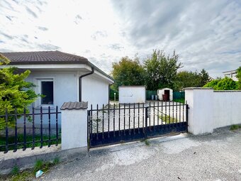 PREDAJ rodinný dom Banka - 15