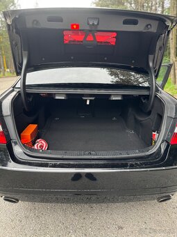 Mercedes Benz E350 - 15
