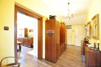Rodinný dom na predaj – Poprad, pozemok 810 m2, mestská časť - 15