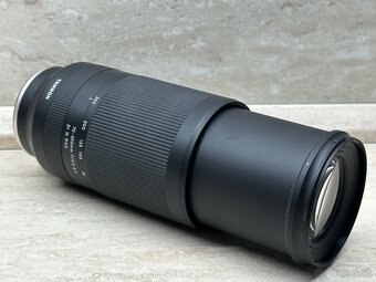 Tamron 70-300mm f/4.5-6.3 Di III RXD baj. Sony FE (A047) - 15