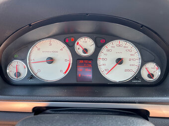 Peugeot 407 1.6HDI diesel, 80kW, MT/5, rok:01.2010. - 15