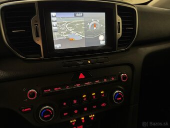 KIA Sportage 1.6 benzín,97KW,2017,SK auto,ťažné zariadenie - 15