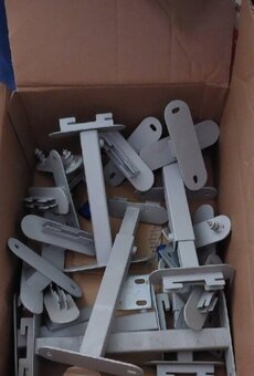 Regál kovový variabilný - 15