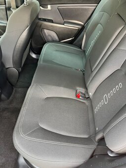 Kia SPORTAGE 2.0 AWD - 15
