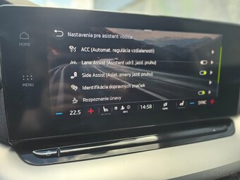 Škoda Octavia IV SPORT 2.0TDi DSG 110kW VIRTUAL/HUD/KESSY - 15