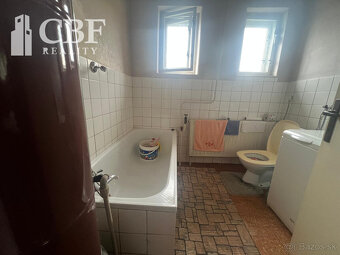 NA PREDAJ Dom v Lipovníku s výhľadmi a rozľahlým pozemkom - 15