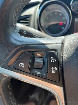 Opel Astra 1.4 Benzín+LPG, 2017 Nová STK, Serv. Kniha - 15