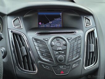 Ford Focus ST 2.0 EcoBoost SCTi - 15