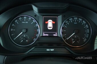 Škoda Octavia Combi 2,0 TDi 110 kW STYLE - 15