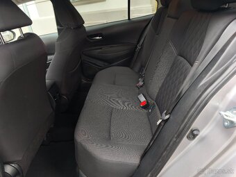 Toyota Corolla 1.6 benzín - 15