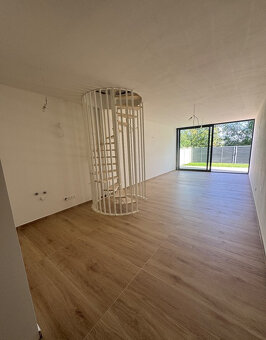 Bývajte priamo pri Vajnorskom Jazere - 15