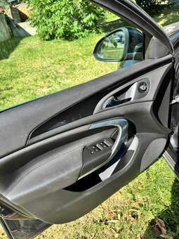 Opel Insignia Sports Tourer 2.0 turbo - 15